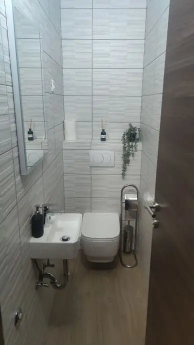Listing Ad Image