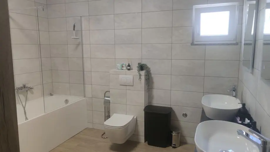 Listing Ad Image