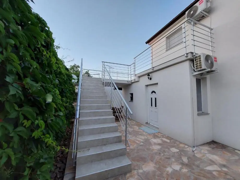 Listing Ad Image