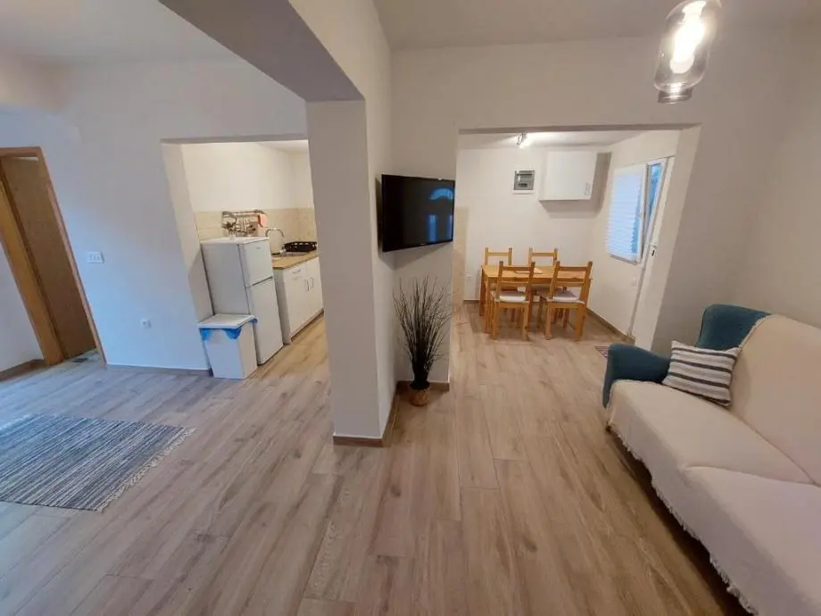 Listing Ad Image