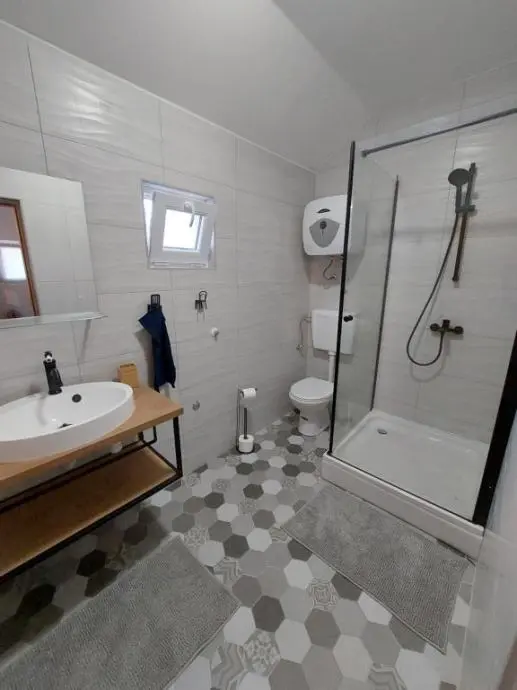 Listing Ad Image