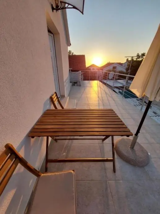 Listing Ad Image