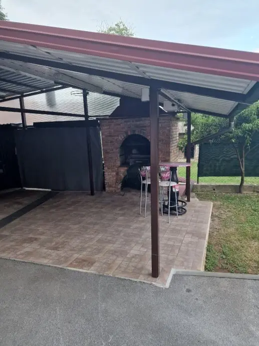 Listing Ad Image