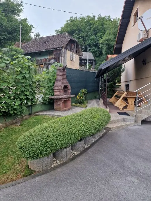 Listing Ad Image