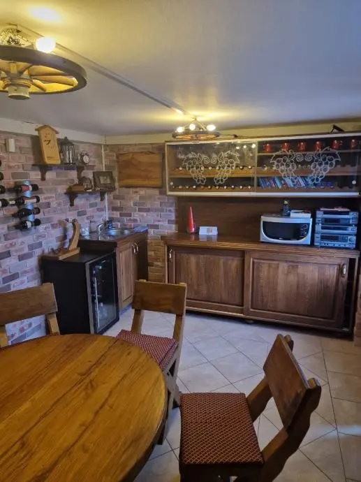 Listing Ad Image