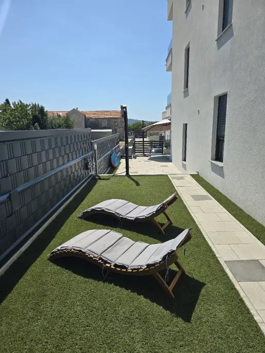Listing Ad Image