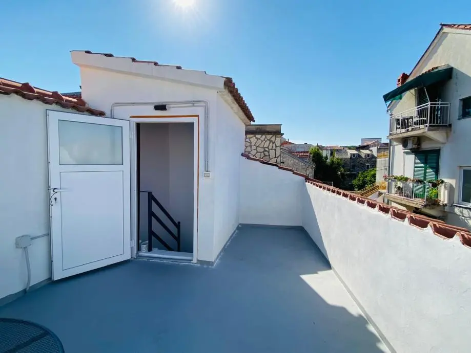 Listing Ad Image