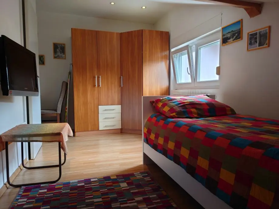 Listing Ad Image