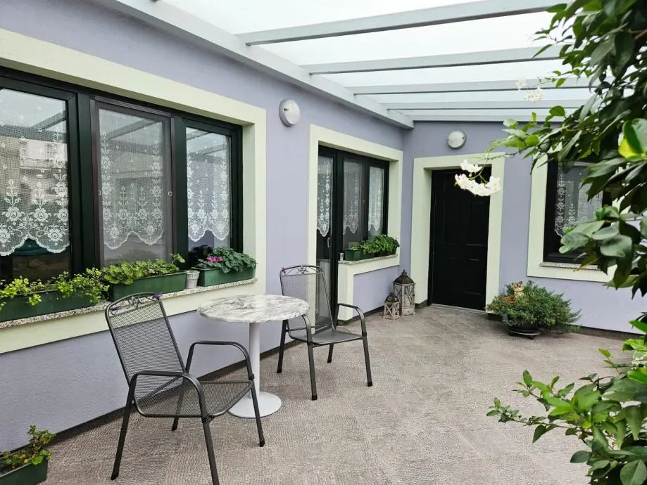 Listing Ad Image