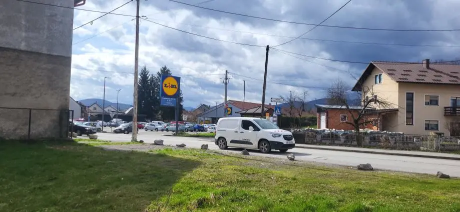 Listing Ad Image