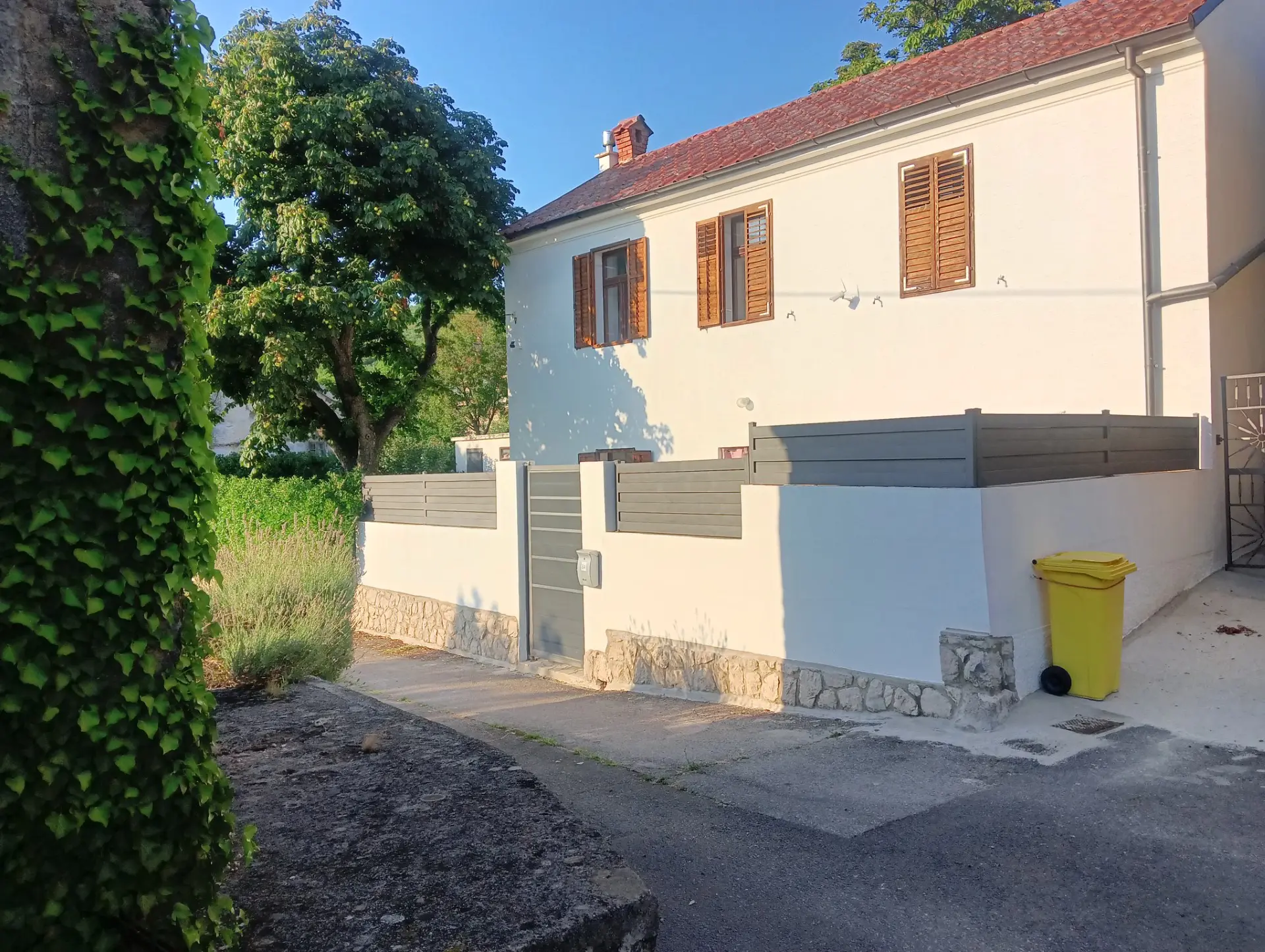 Listing Ad Image