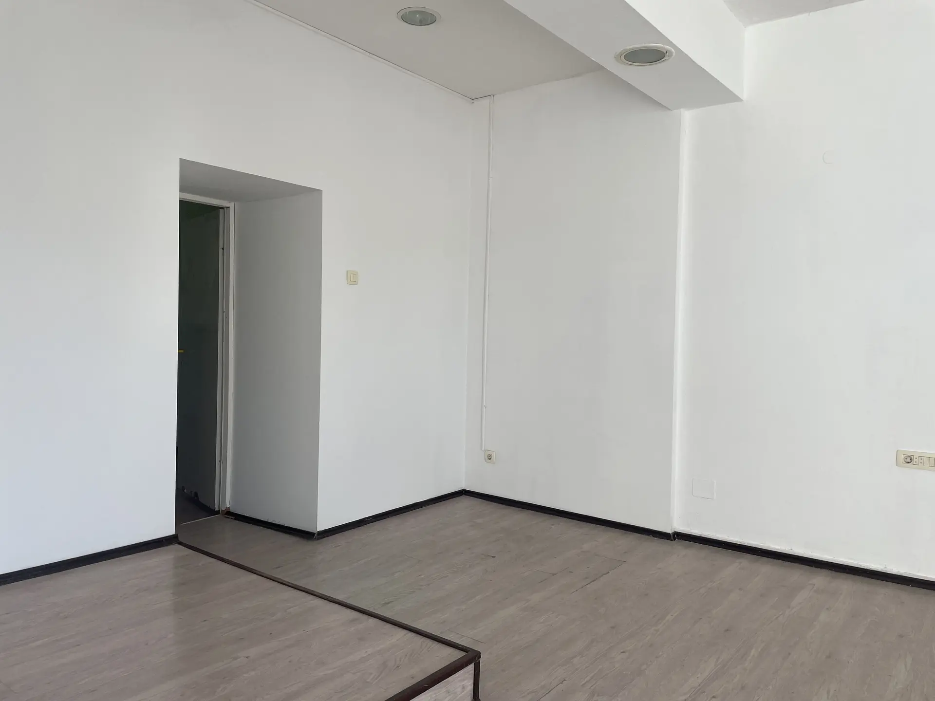 Listing Ad Image