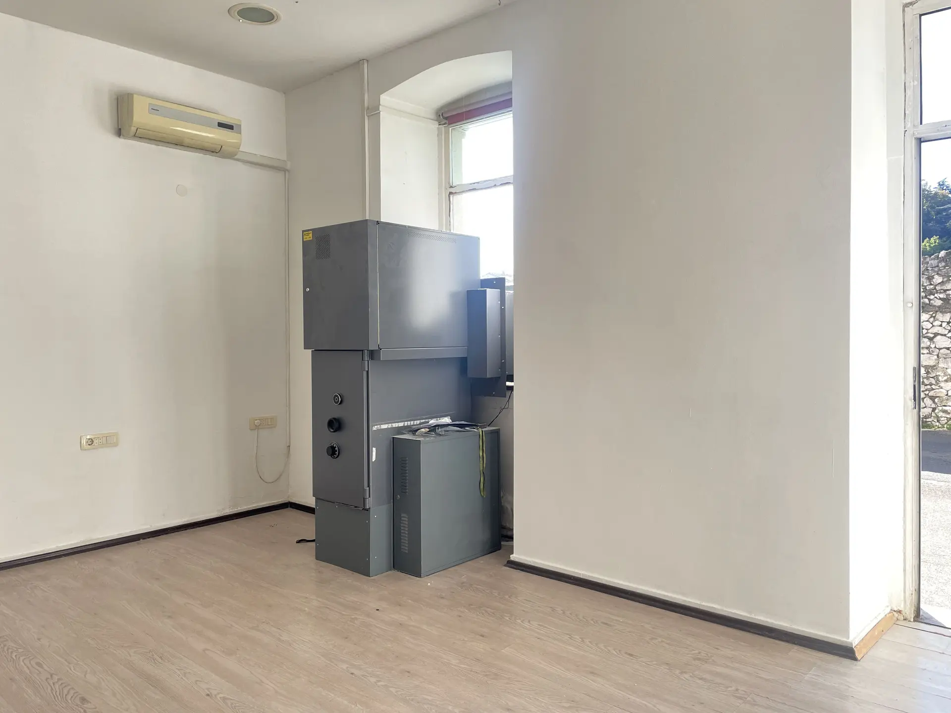 Listing Ad Image