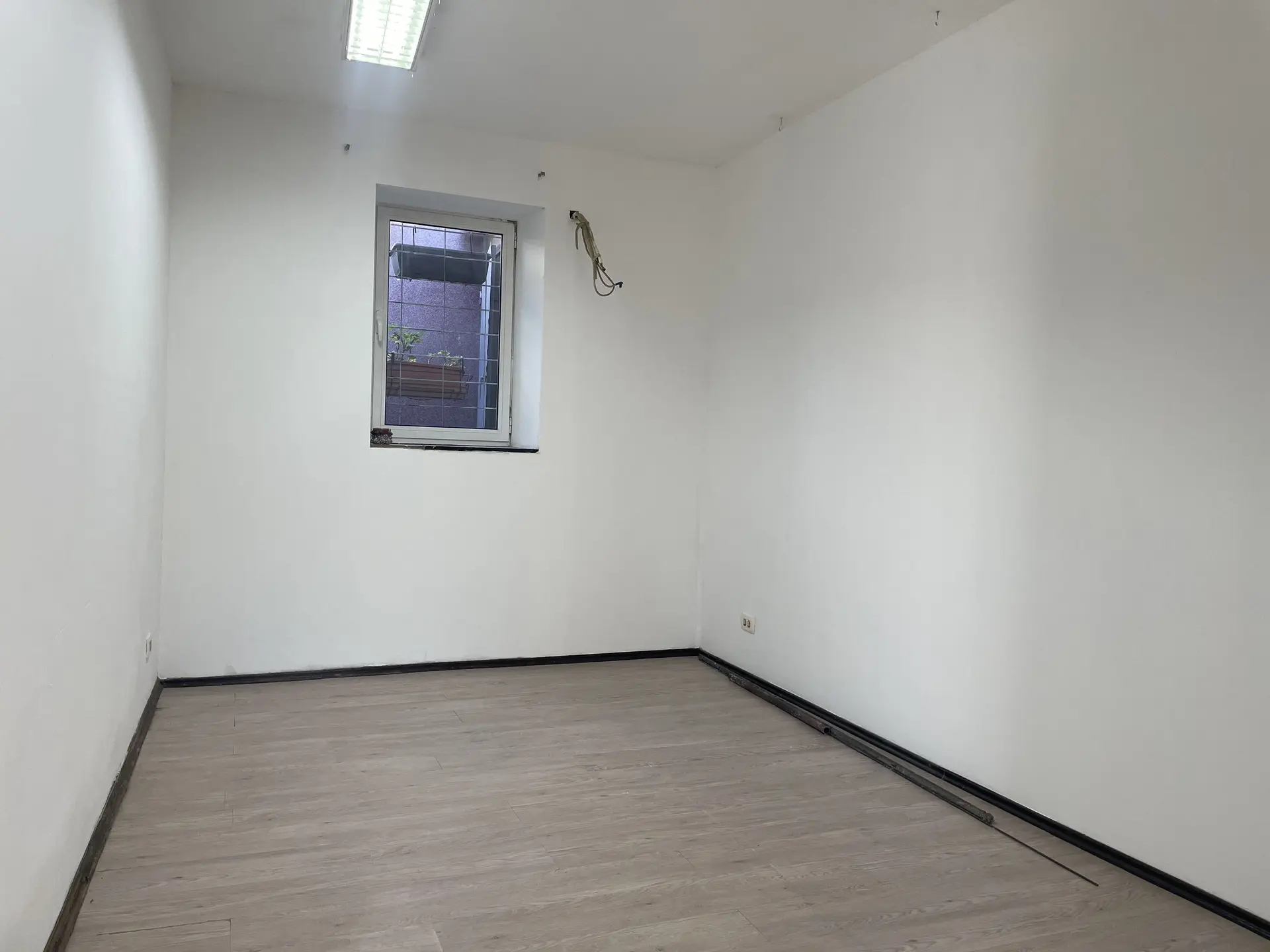 Listing Ad Image