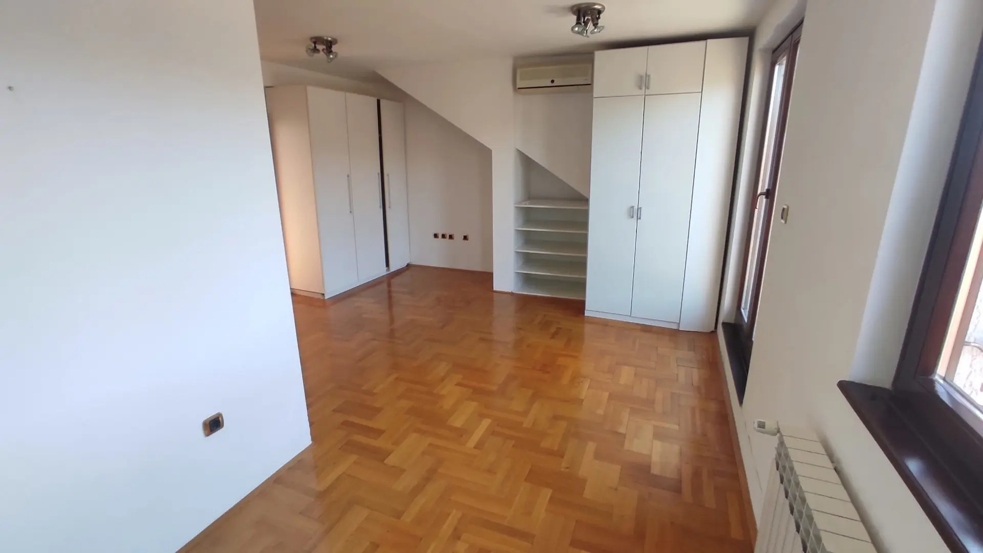 Listing Ad Image