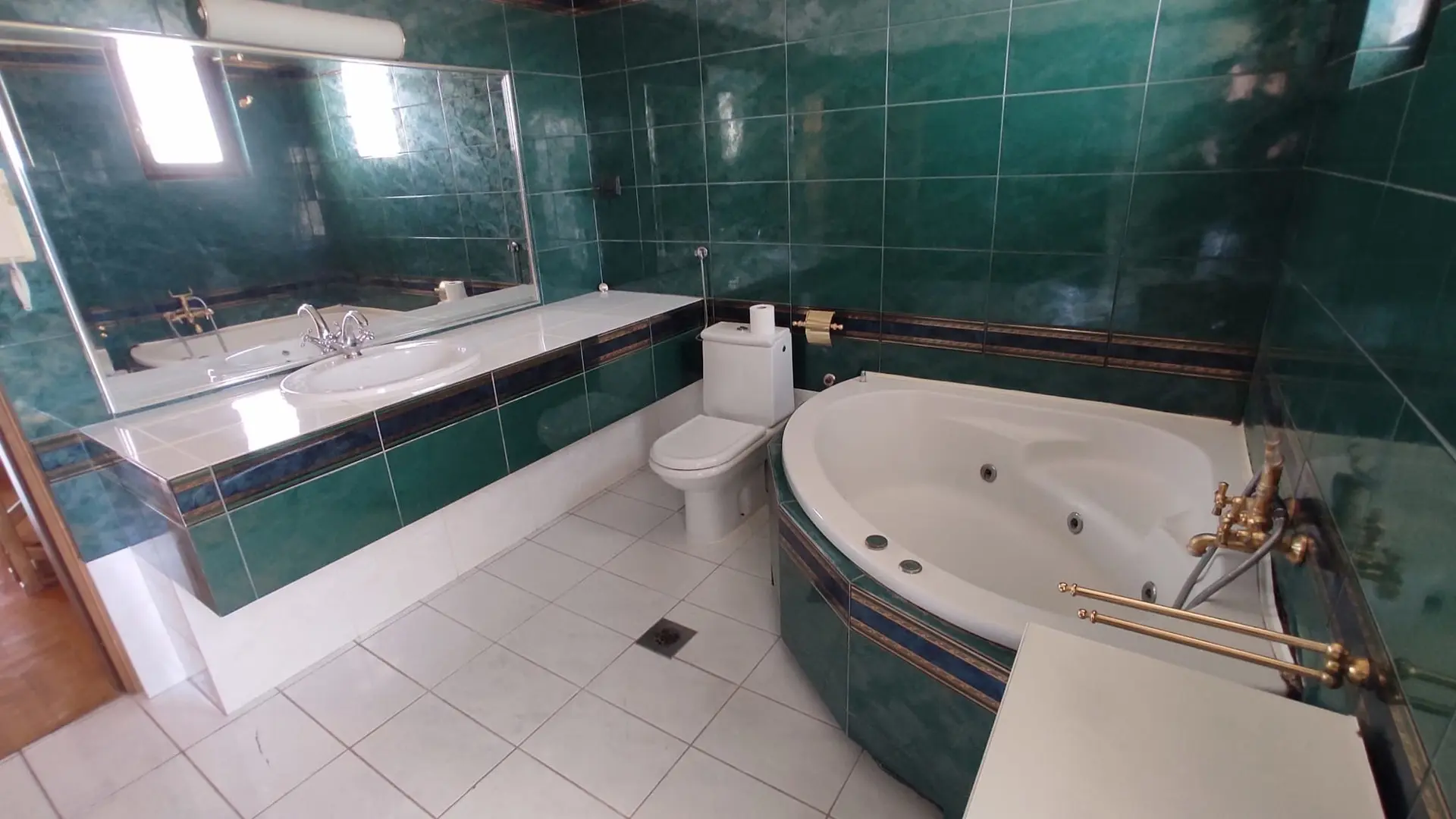Listing Ad Image