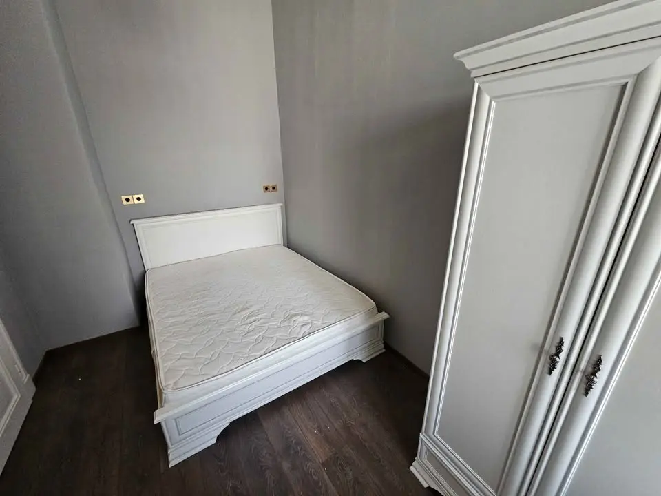 Listing Ad Image