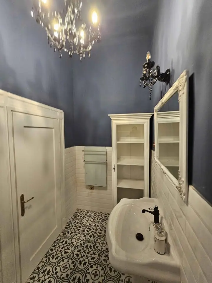 Listing Ad Image