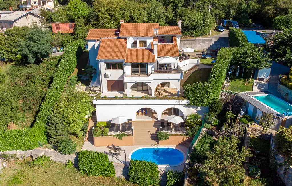 Listing Ad Image