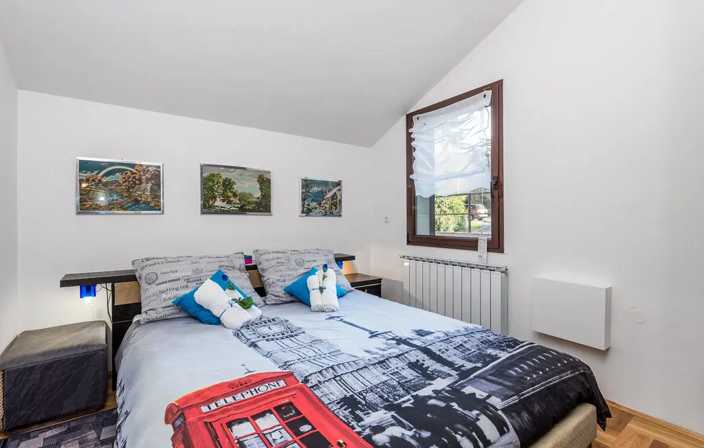 Listing Ad Image