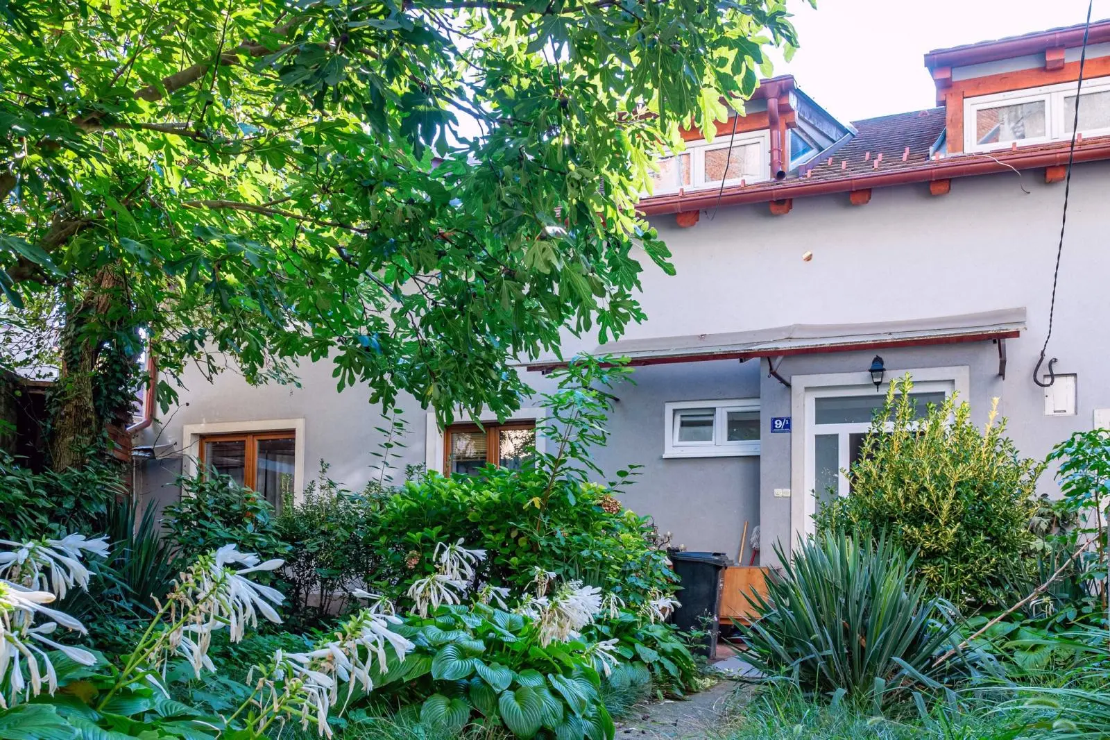 Listing Ad Image