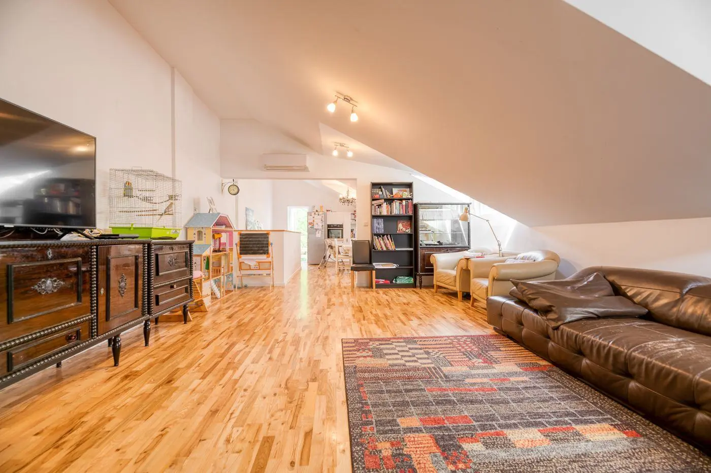 Listing Ad Image
