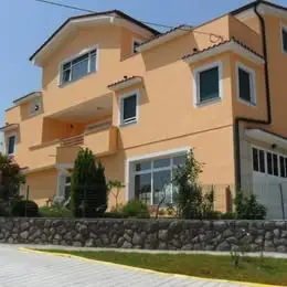 Listing Ad Image
