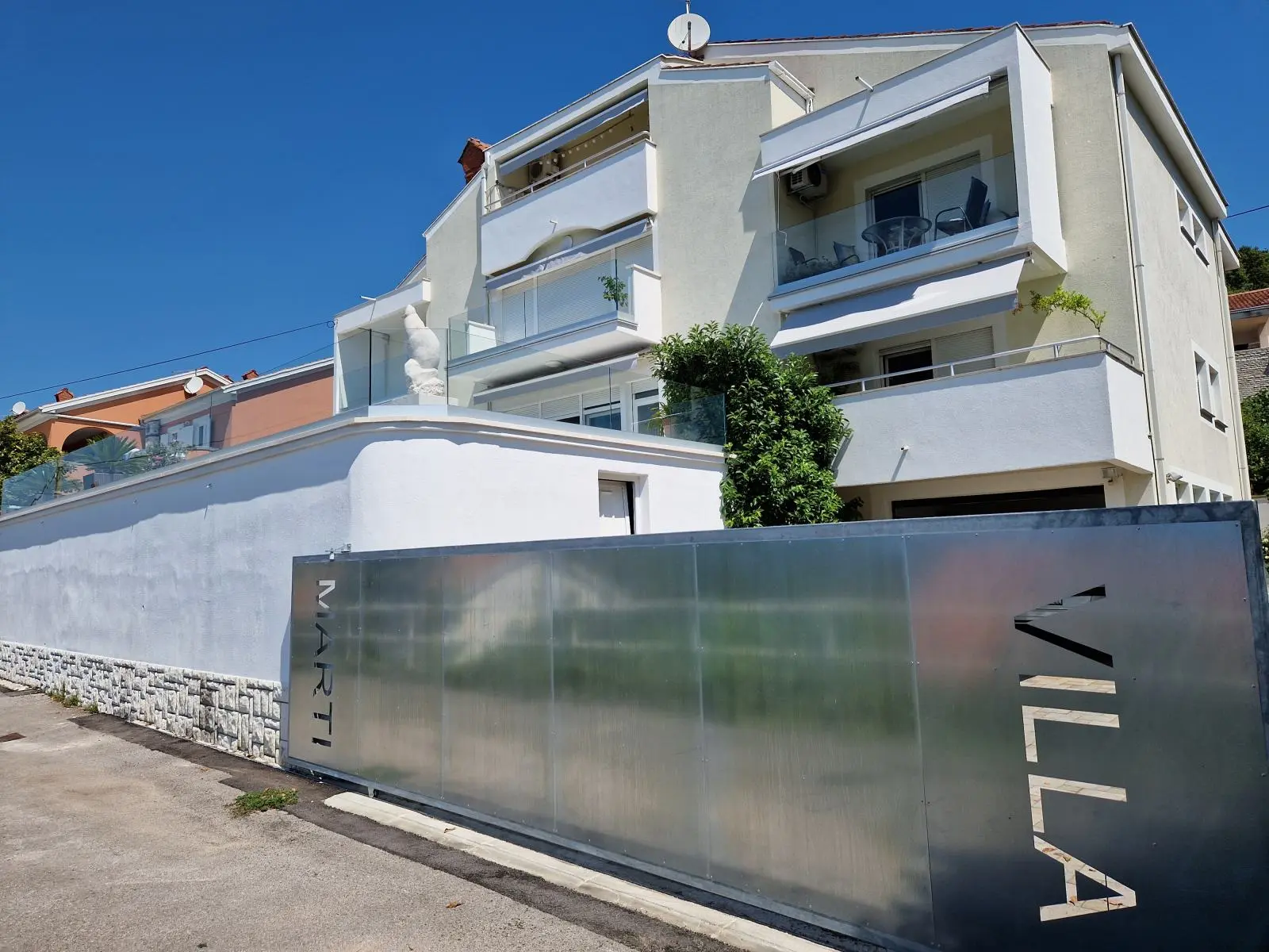 Listing Ad Image