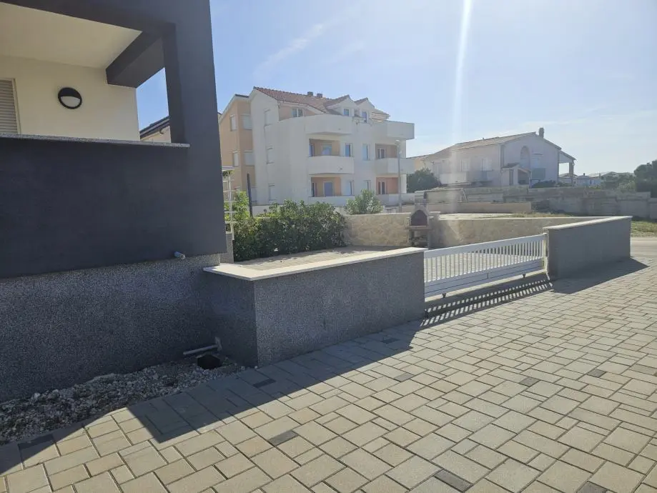 Listing Ad Image