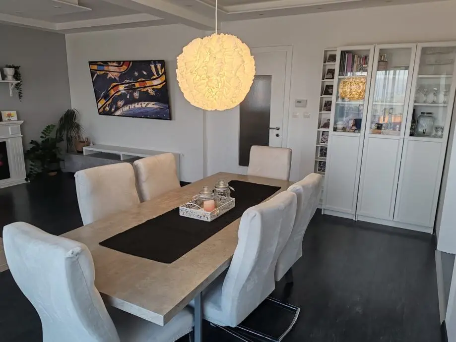 Listing Ad Image
