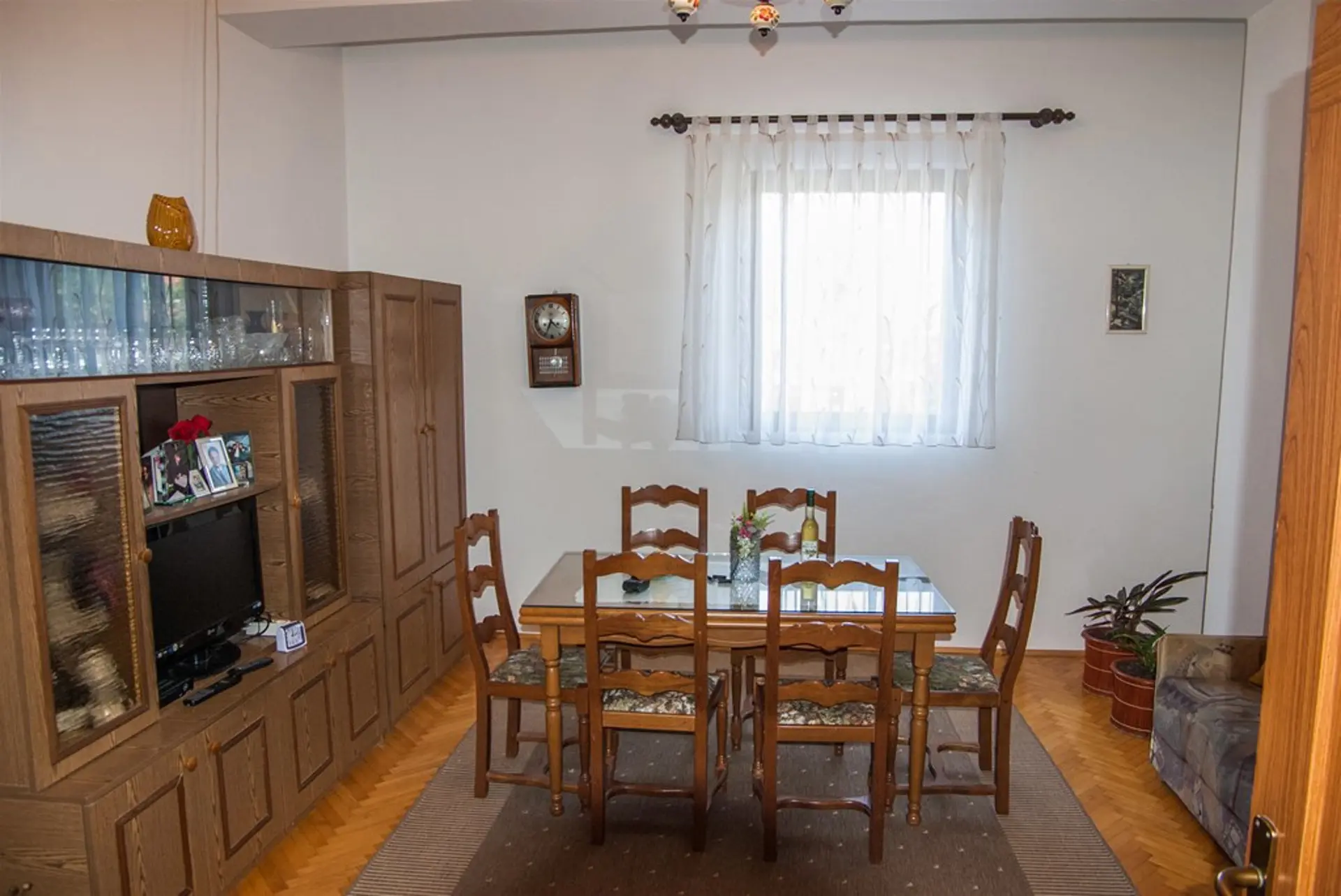 Listing Ad Image