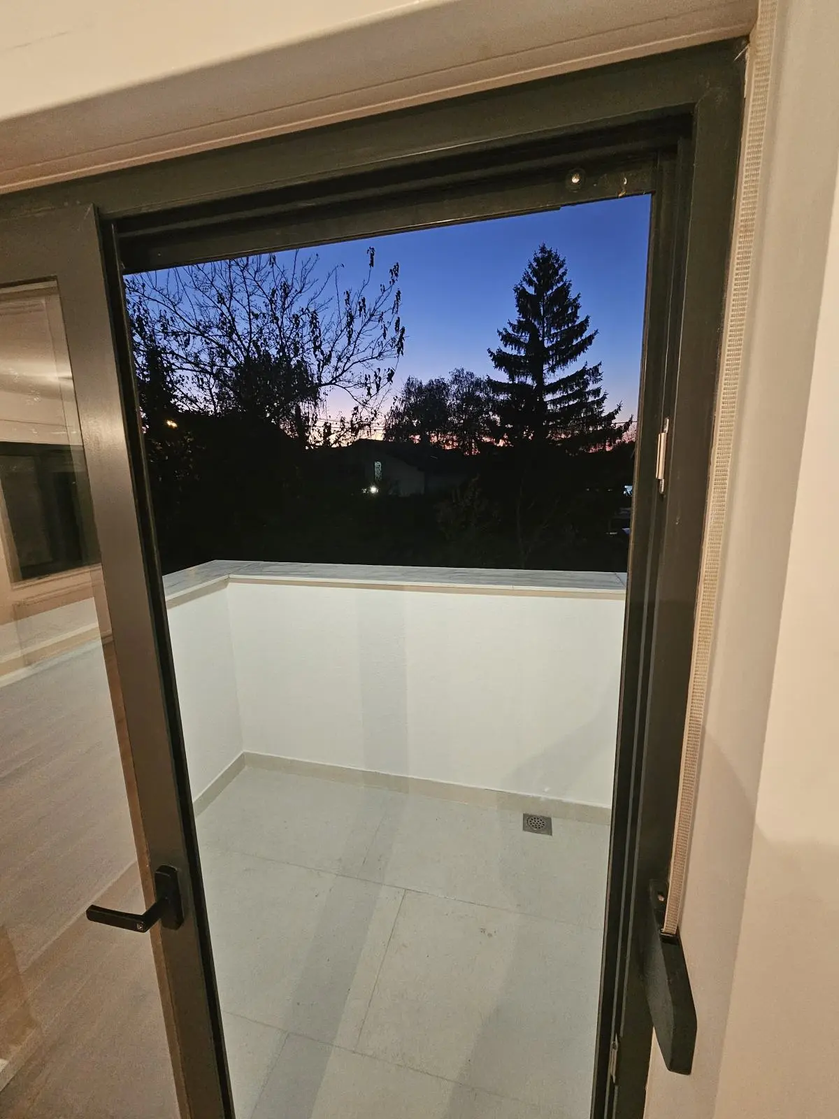 Listing Ad Image