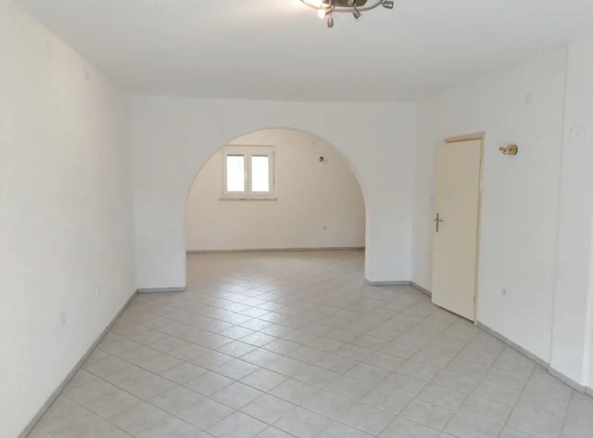 Listing Ad Image