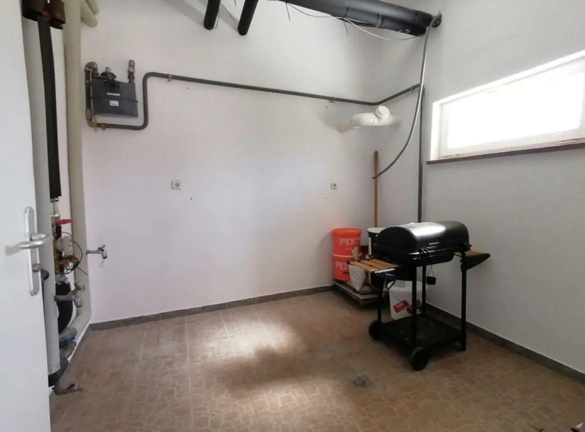 Listing Ad Image