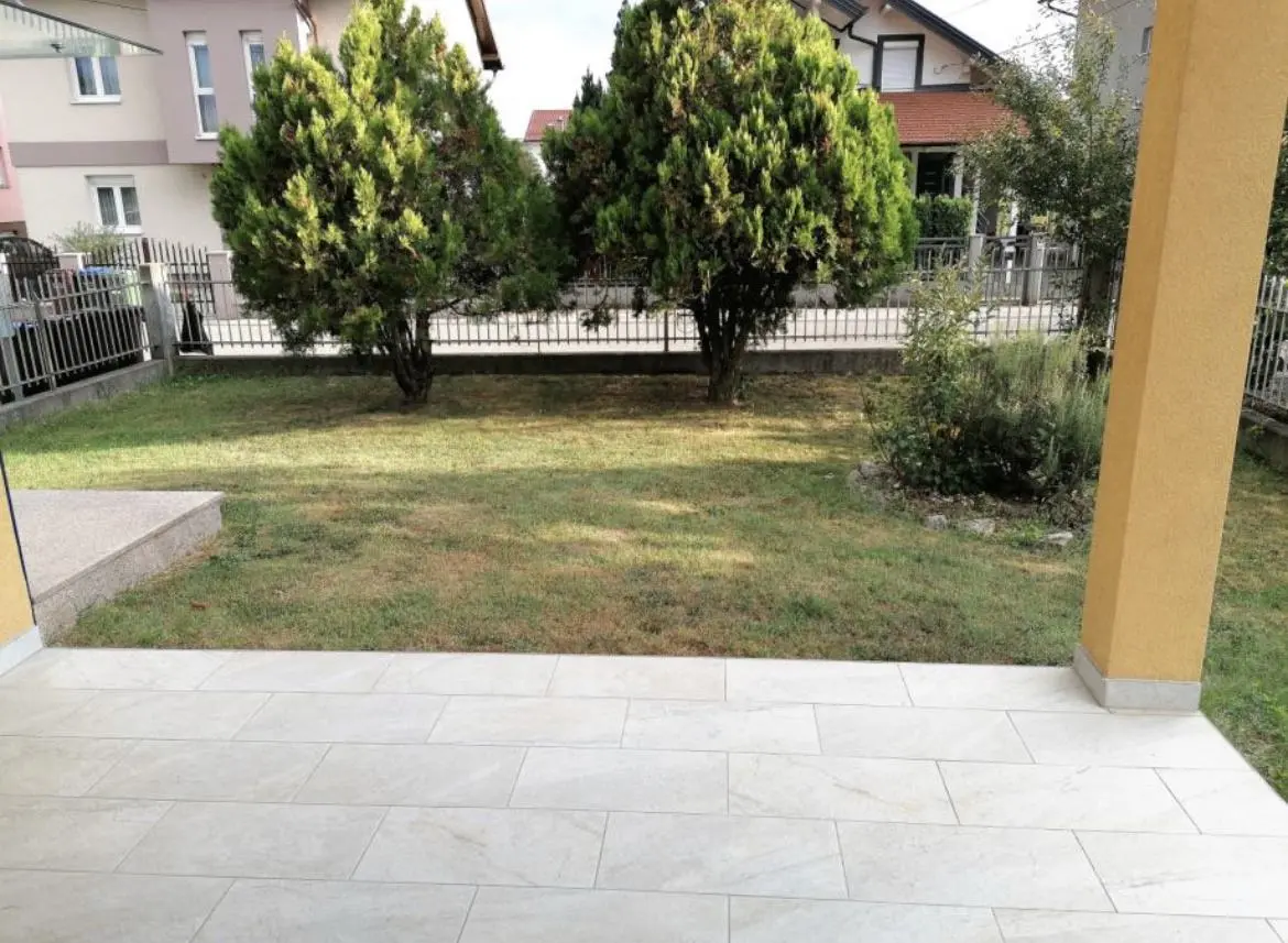 Listing Ad Image