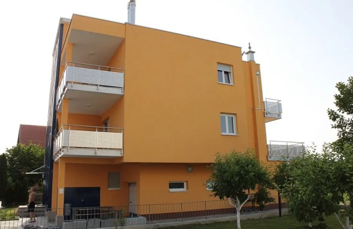 Listing Ad Image