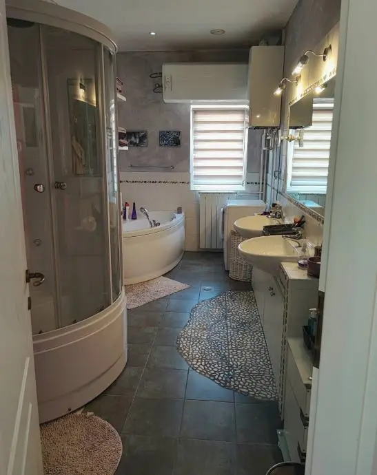 Listing Ad Image