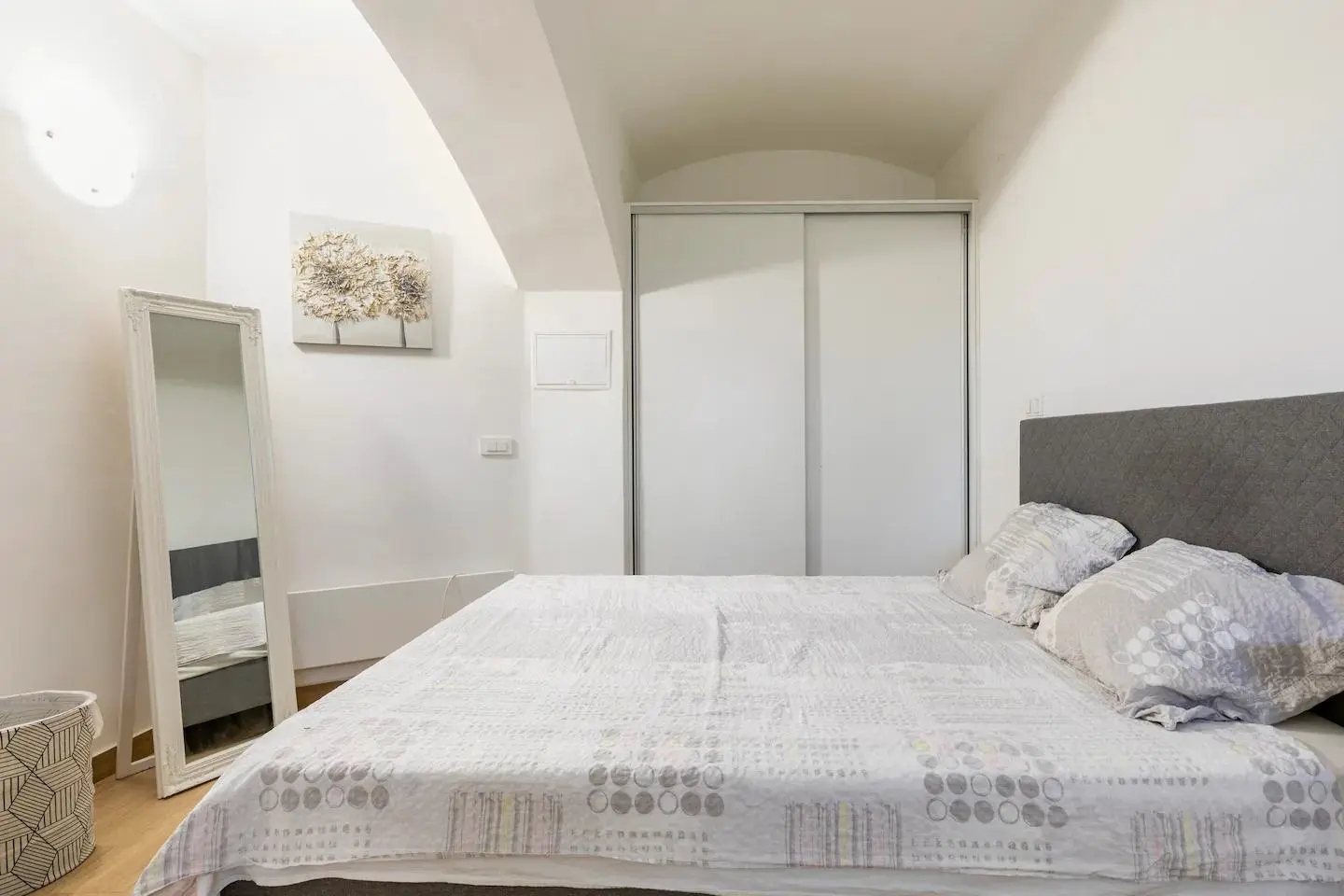 Listing Ad Image