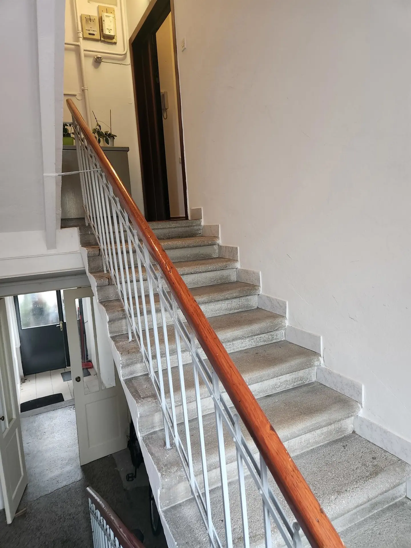 Listing Ad Image