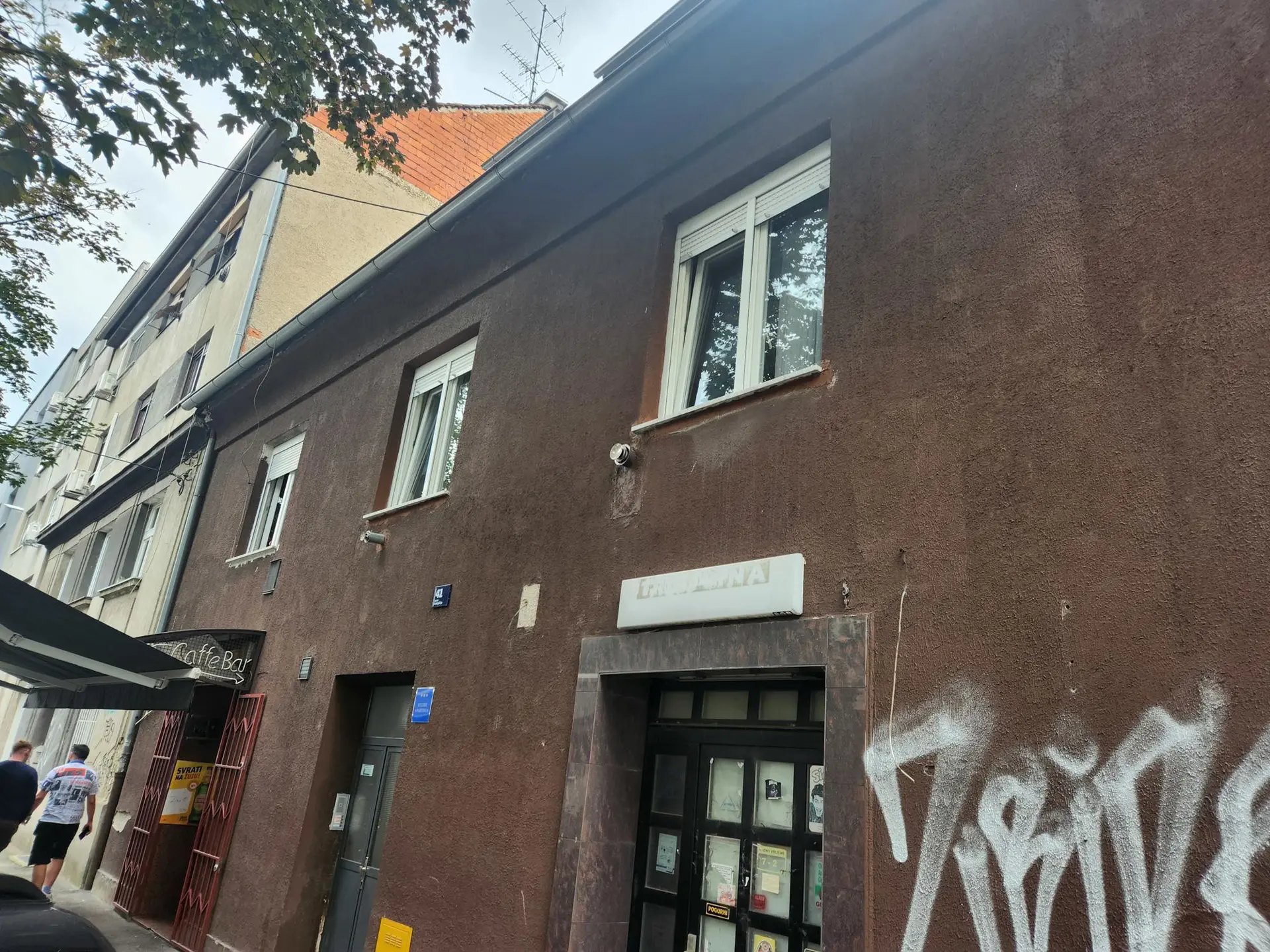 Listing Ad Image