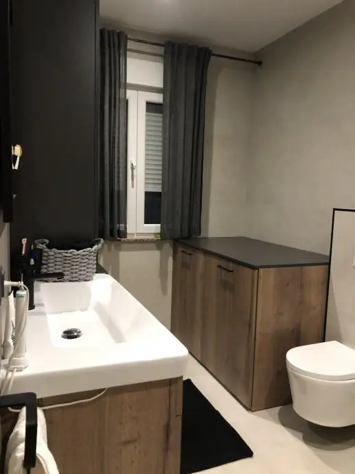 Listing Ad Image