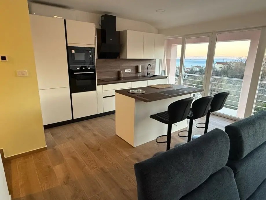 Listing Ad Image