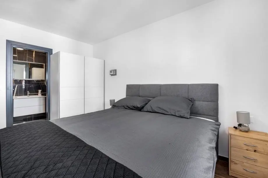 Listing Ad Image