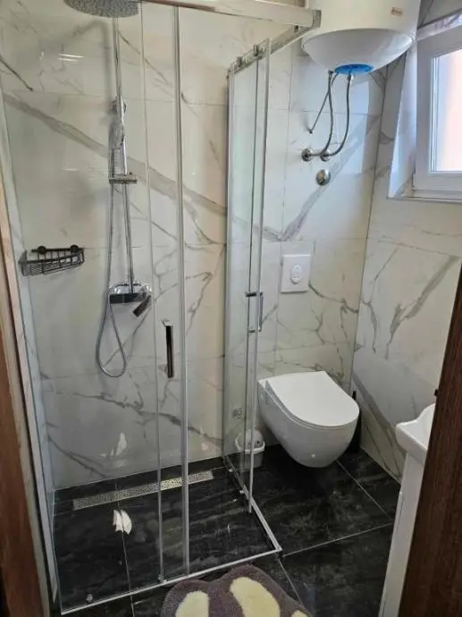 Listing Ad Image