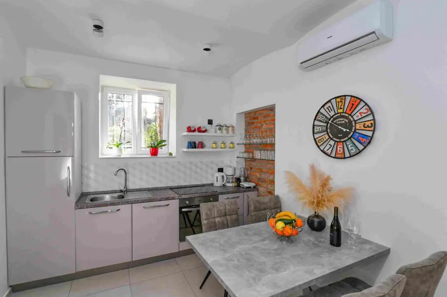 Listing Ad Image