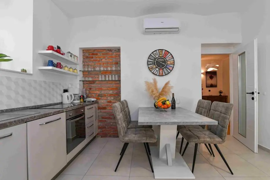 Listing Ad Image