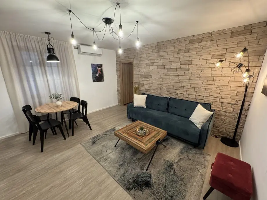 Listing Ad Image