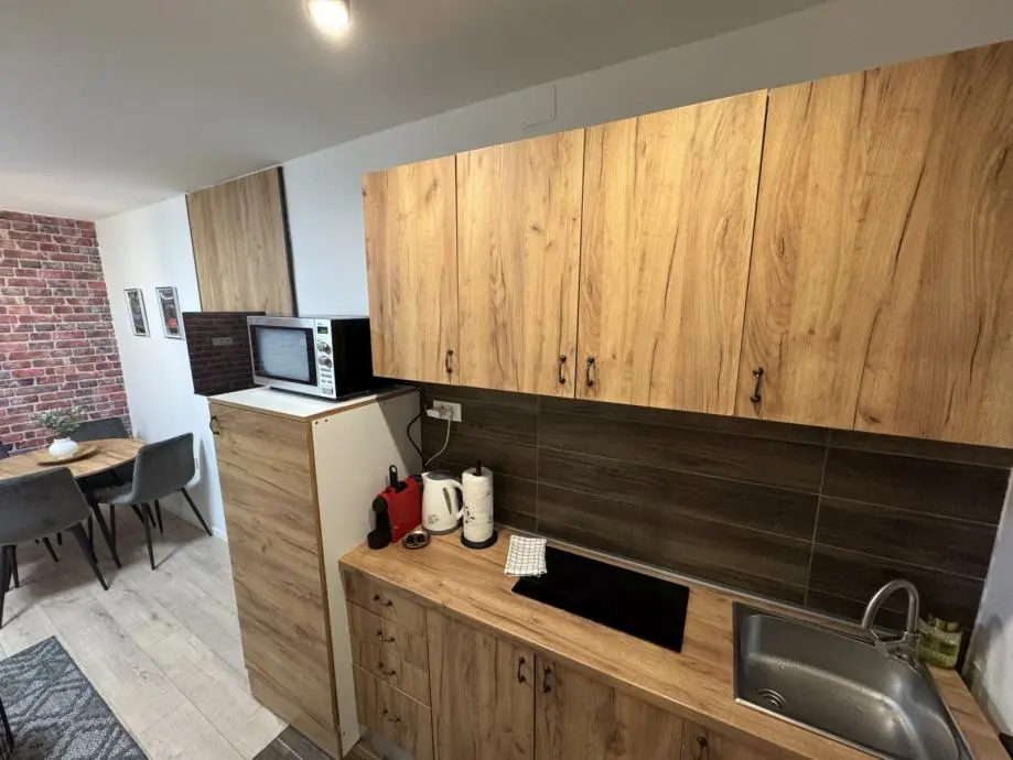 Listing Ad Image