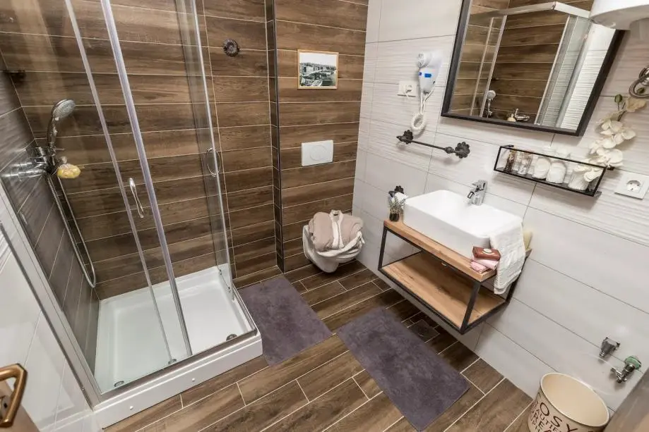 Listing Ad Image