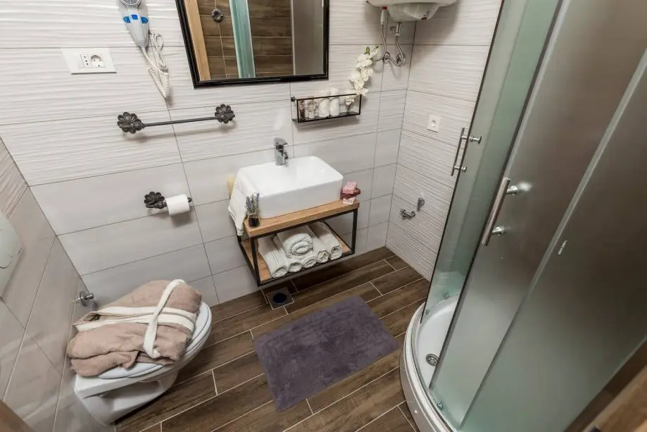 Listing Ad Image